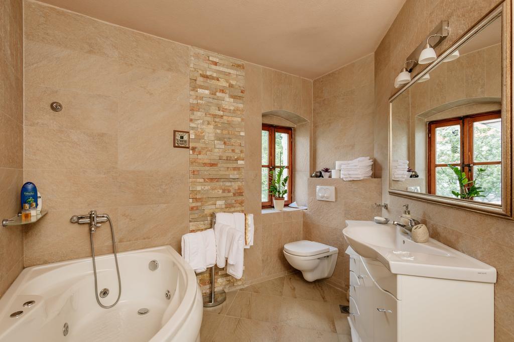 Villa Luxury Stone On The Sea With Private Pool And View 코토르 외부 사진