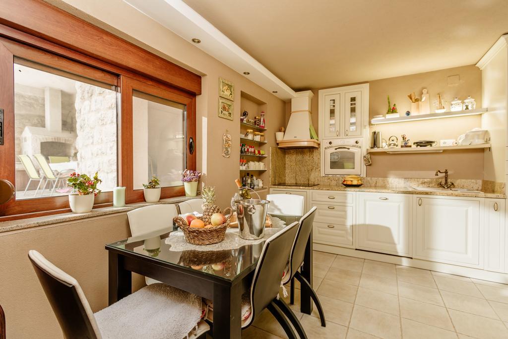 Villa Luxury Stone On The Sea With Private Pool And View 코토르 외부 사진