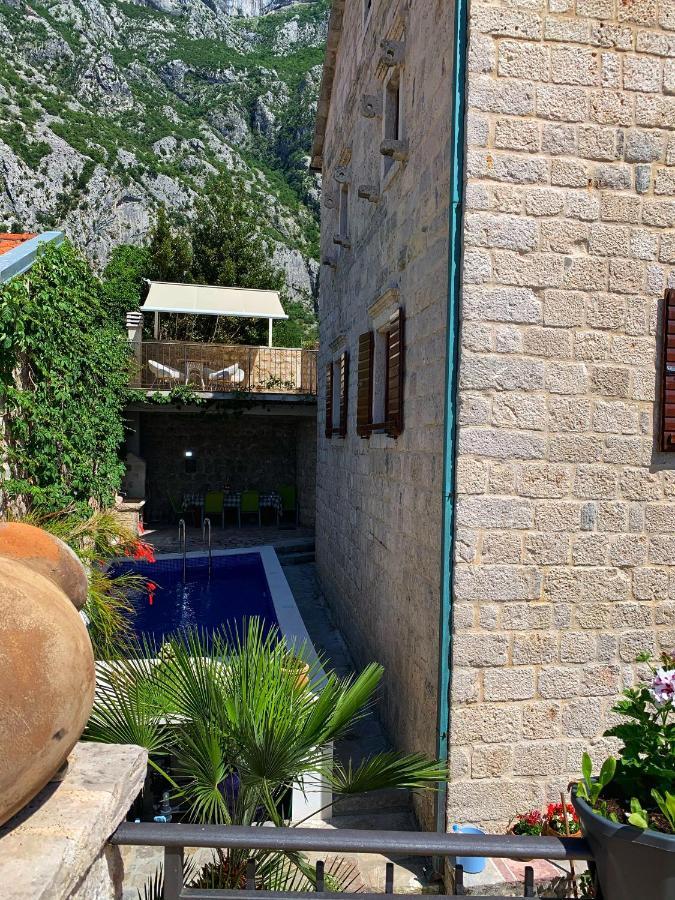 Villa Luxury Stone On The Sea With Private Pool And View 코토르 외부 사진
